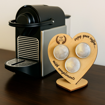 PodBase Heart | Ξύλινη Βάση για Κάψουλες Καφέ σε σχήμα καρδιάς + 3 Κάψουλες τύπου Nespresso® Lor ή Illy